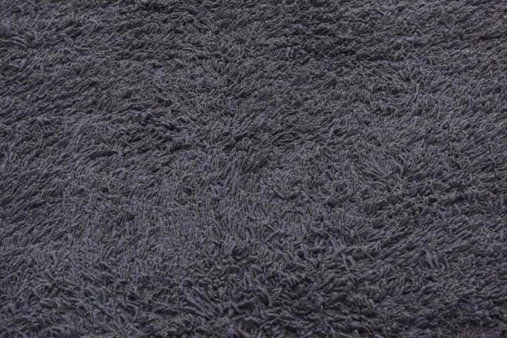 5' 7 x 7' 5 Solid Shag Rug