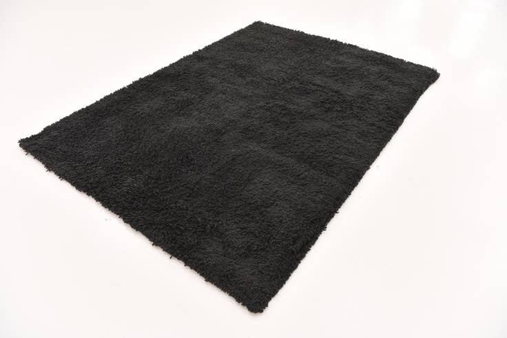 Detail image of 5' 7 x 7' 7 Solid Shag Rug