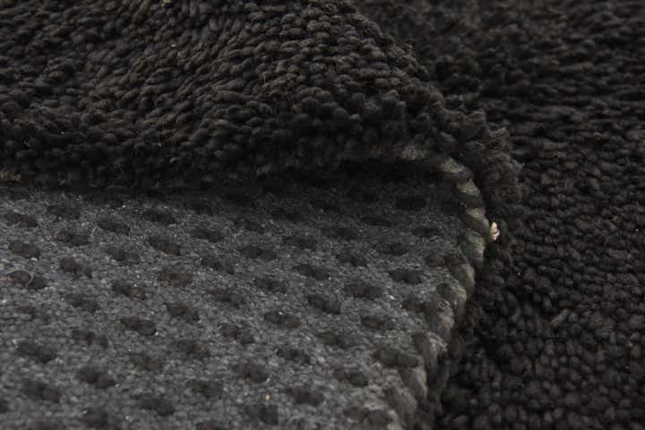 5' 7 x 7' 7 Solid Shag Rug