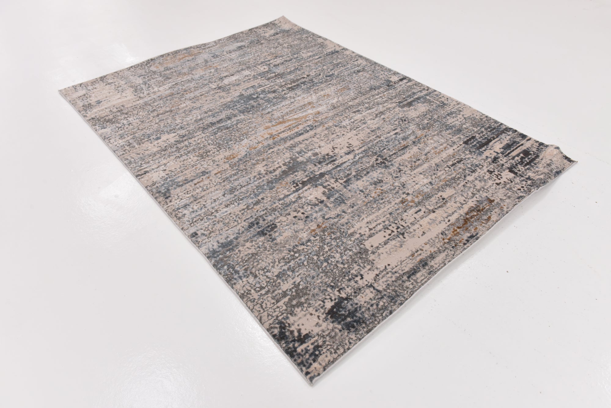 5' 4 x 7' 2 Spectrum Rug