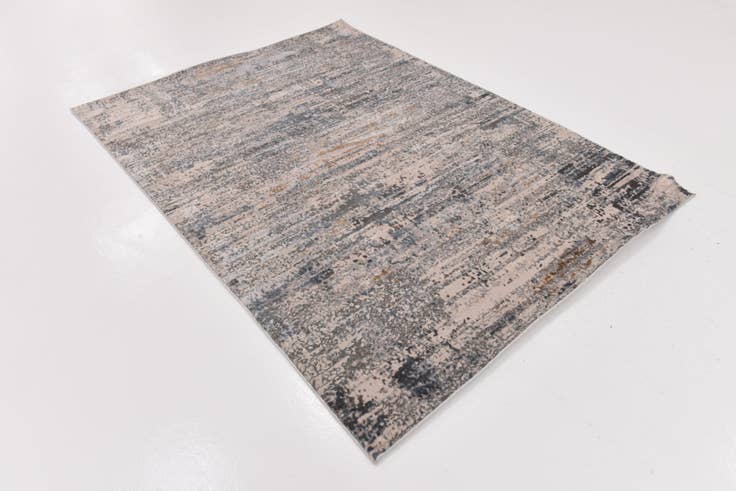 Detail image of 5' 4 x 7' 2 Spectrum Rug