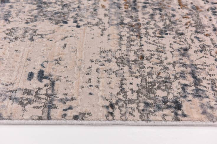 Detail image of 5' 4 x 7' 2 Spectrum Rug