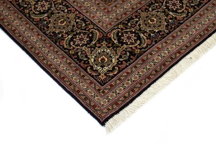 Detailansicht von 205cm x 305cm Tabriz Mahi Teppich