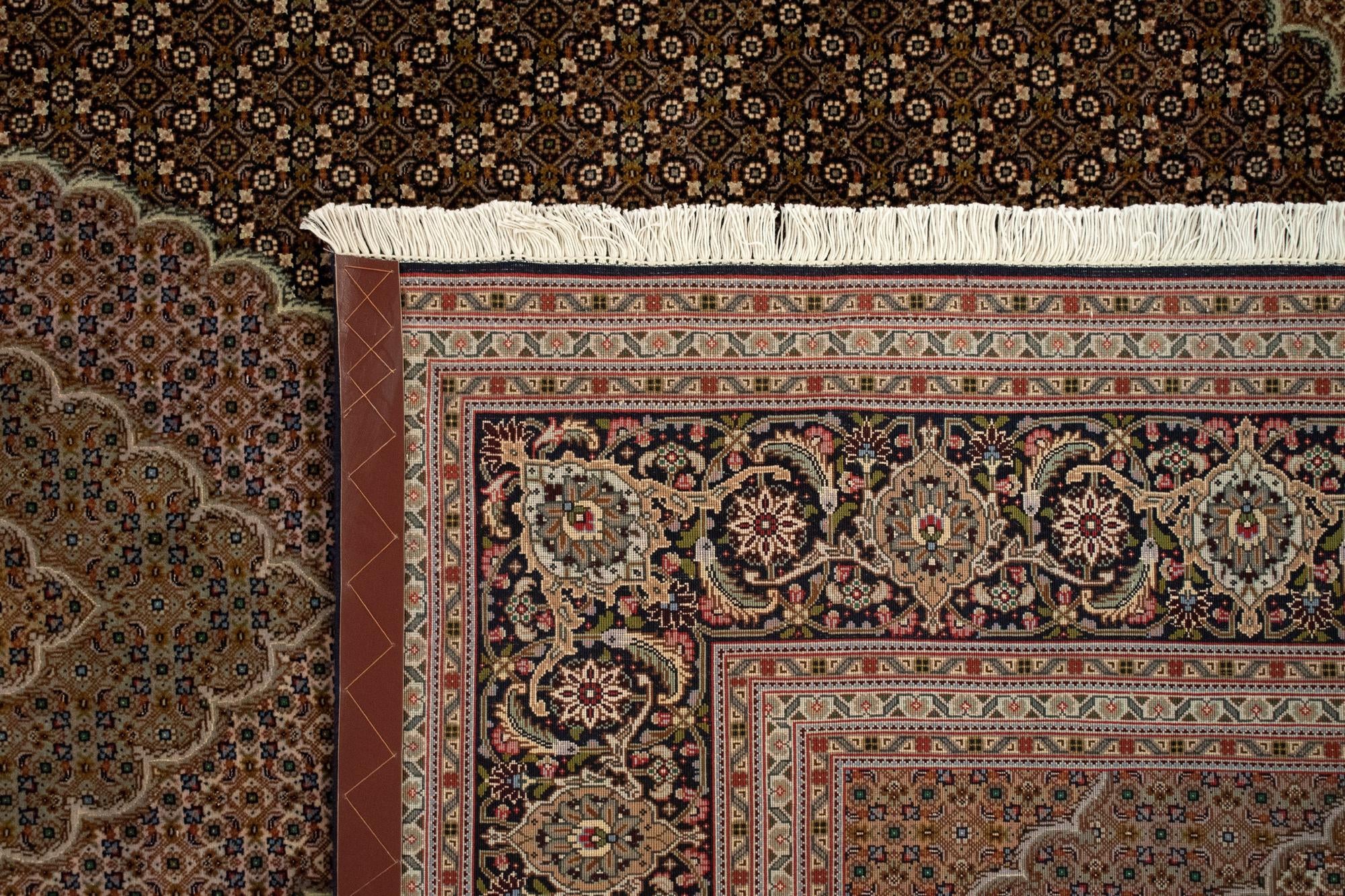 6' 8 x 10' Tabriz Mahi Rug