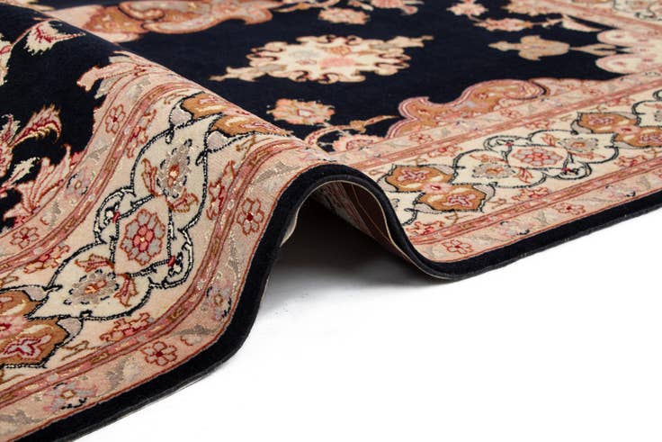 Detail image of 5' x 6' 11 Tabriz Rug