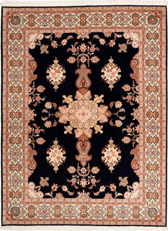 Detail image of 5' x 6' 11 Tabriz Rug