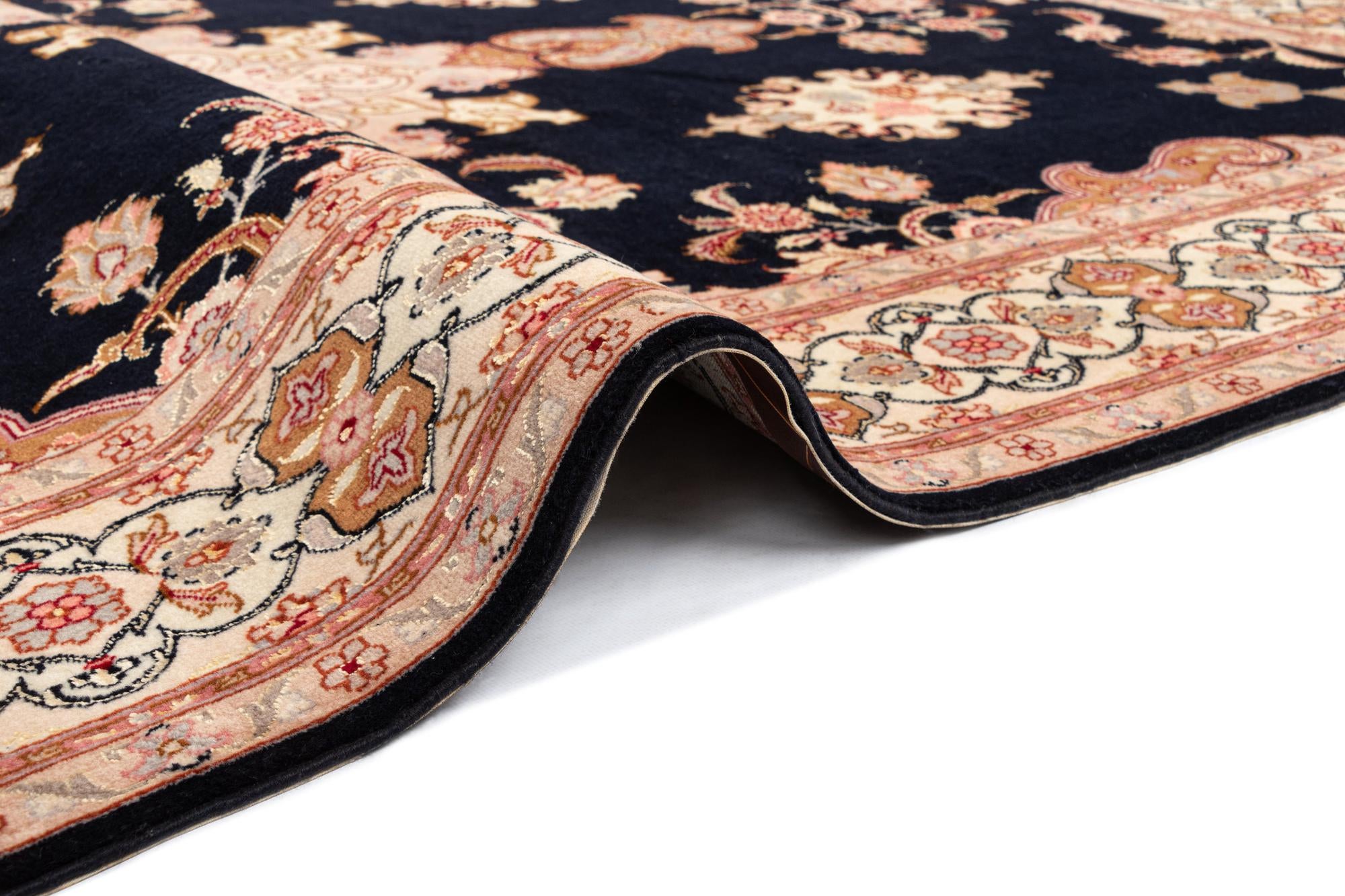 5' x 6' 9 Tabriz Rug
