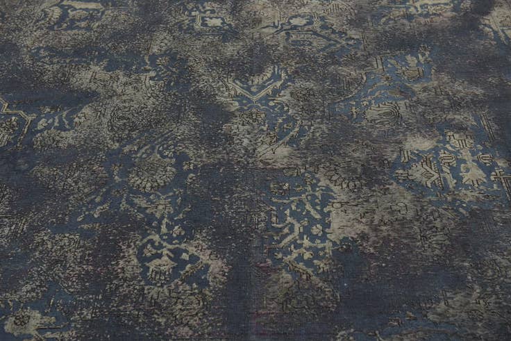 Detail image of 8' x 11' 3 Hand Knotted Ultra Vintage Persian Wool Rug