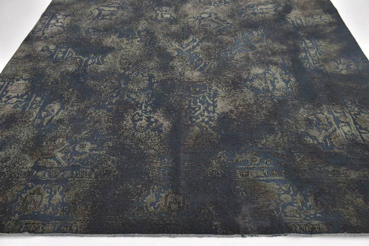 Detail image of 8' x 11' 3 Hand Knotted Ultra Vintage Persian Wool Rug