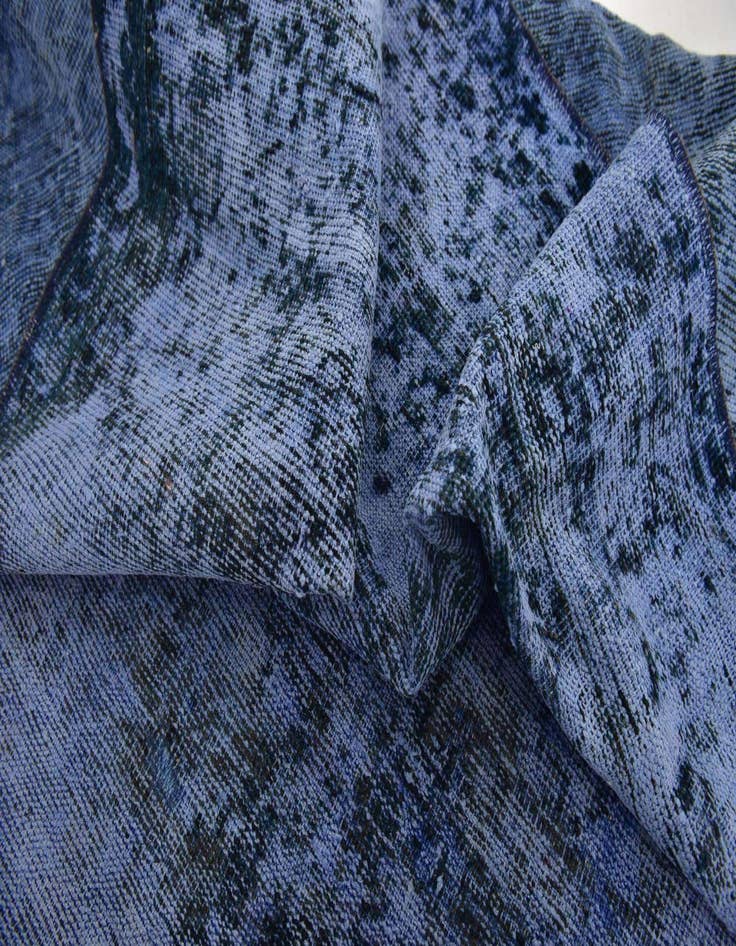 Detail image of 6' 8 x 9' Ultra Vintage Wool Rug