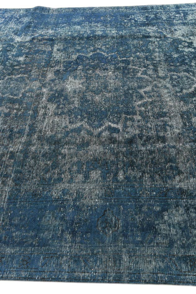 Detail image of 8' 5 x 10' 9 Hand Knotted Ultra Vintage Persian Wool Rug