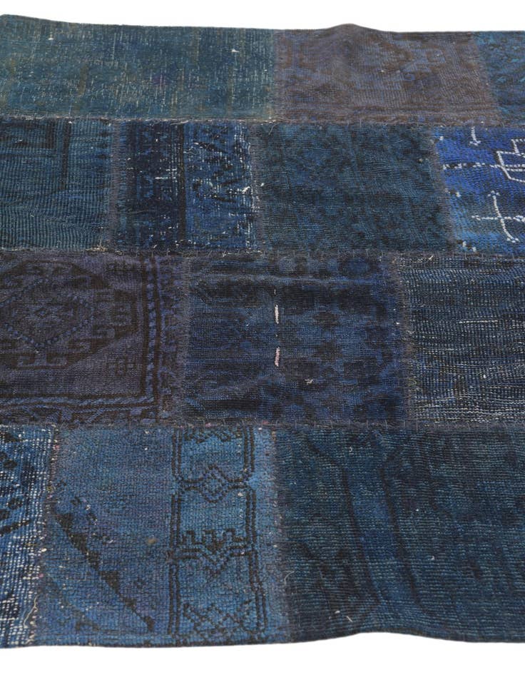 Detail image of 4' 4 x 6' 7  Hand Knotted Ultra Vintage Persian Wool Rug