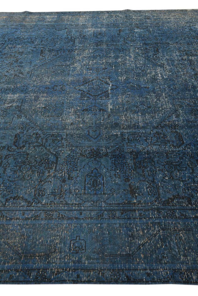 Detail image of 9' 7 x 12' 5 Hand Knotted Ultra Vintage Persian Wool Rug