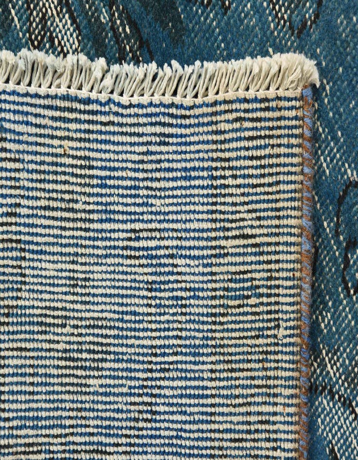 Detail image of 8' 1 x 9' 5  Hand Knotted Ultra Vintage Persian Wool Rug