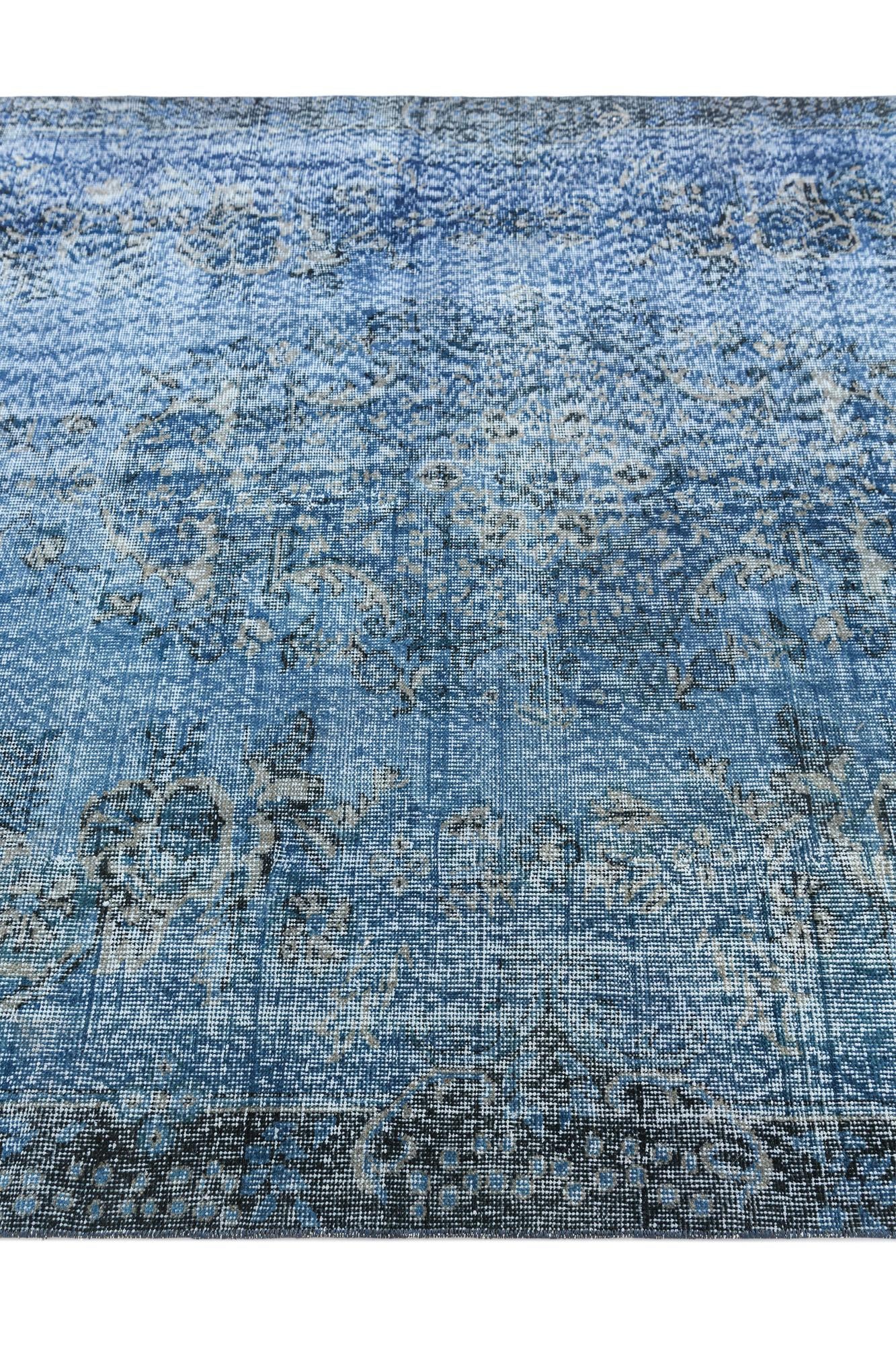 6' x 9' 11 Ultra Vintage Wool Rug