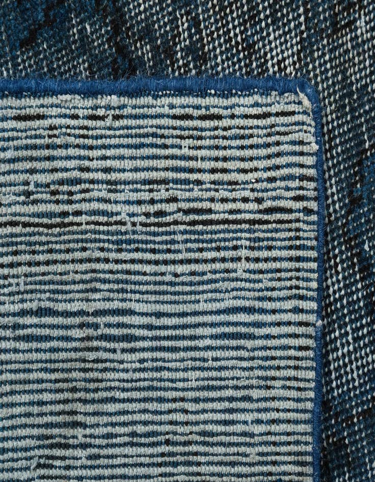 Detail image of 6' 6 x 9' 8  Hand Knotted Ultra Vintage Persian Wool Rug