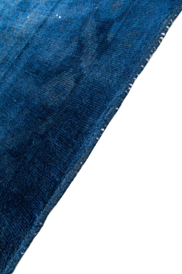 Detail image of 4' 10 x 8' 8 Hand Knotted Ultra Vintage Persian Wool Rug