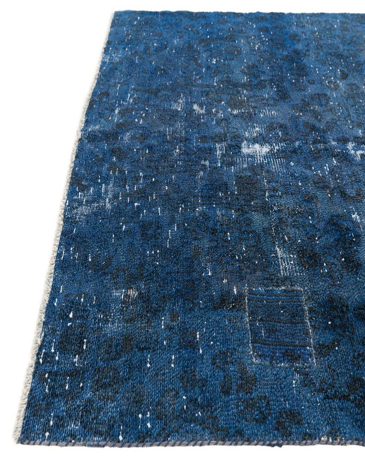 Detail image of 4' 10 x 8' 5  Hand Knotted Ultra Vintage Persian Wool Rug