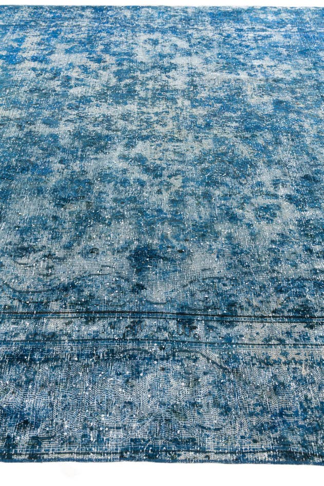 Detail image of 8' 10 x 12' Hand Knotted Ultra Vintage Persian Wool Rug
