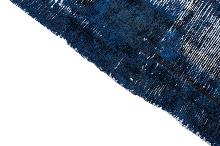 Detail image of 4' 5 x 8' 5 Hand Knotted Ultra Vintage Persian Wool Rug