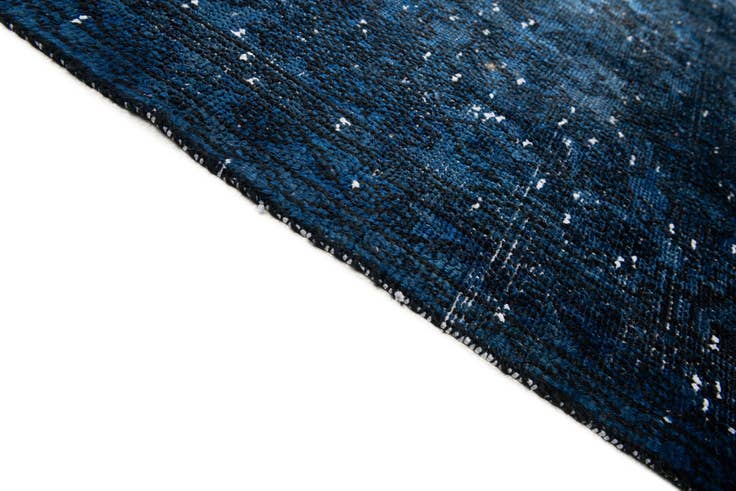 Detail image of 7' x 9' 9 Hand Knotted Ultra Vintage Persian Wool Rug