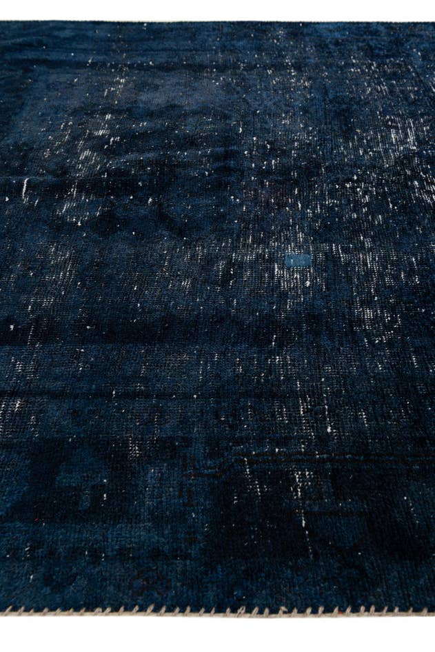 Detail image of 5' 2 x 7' 9 Hand Knotted Ultra Vintage Persian Wool Rug