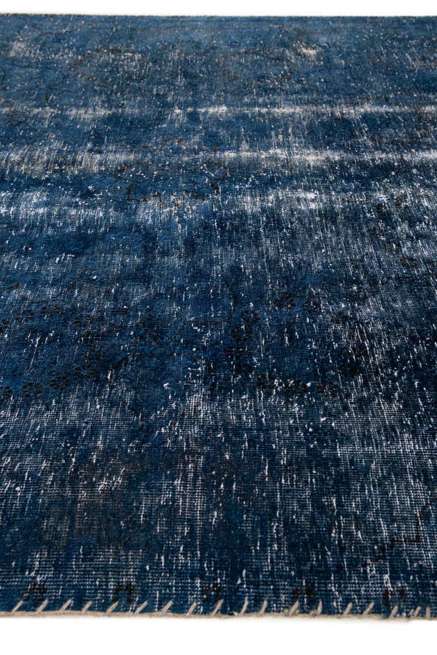 Detail image of 5' 4 x 8' 1 Hand Knotted Ultra Vintage Persian Wool Rug