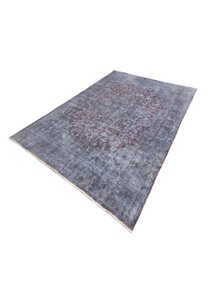 Detail image of 9' 6 x 12' 7 Vintage Royal Wool Rug