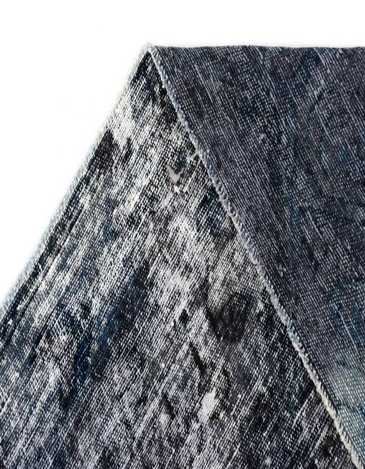 Detail image of 5' 8 x 7' 10  Hand Knotted Vintage Royal Persian Wool Rug