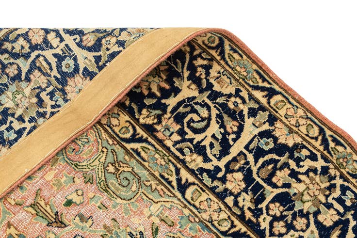 Detail image of 7' x 9' 6 Vintage Royal Rug