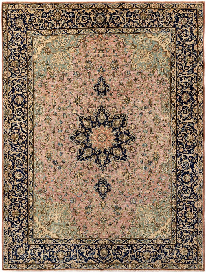 Detail image of 7' x 9' 6 Vintage Royal Rug