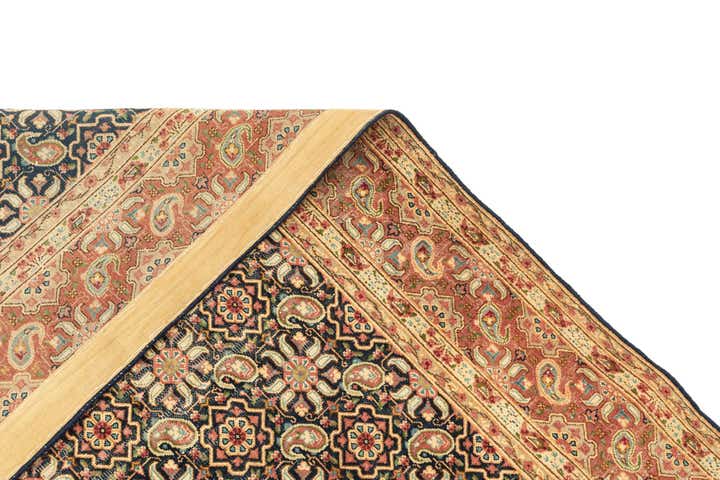 5' 1 x 8' Vintage Royal Rug