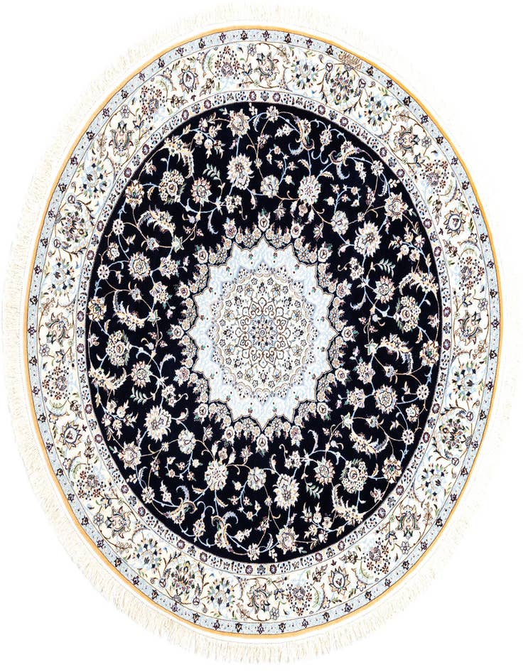 Detail image of 6' 8 x 6' 8 Nain Round Rug