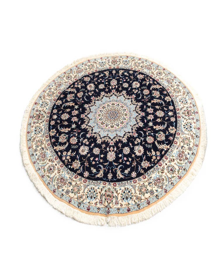 Detail image of 6' 8 x 6' 8 Nain Round Rug