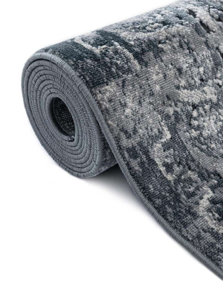 7' 10 x 7' 10 Villa Round Rug