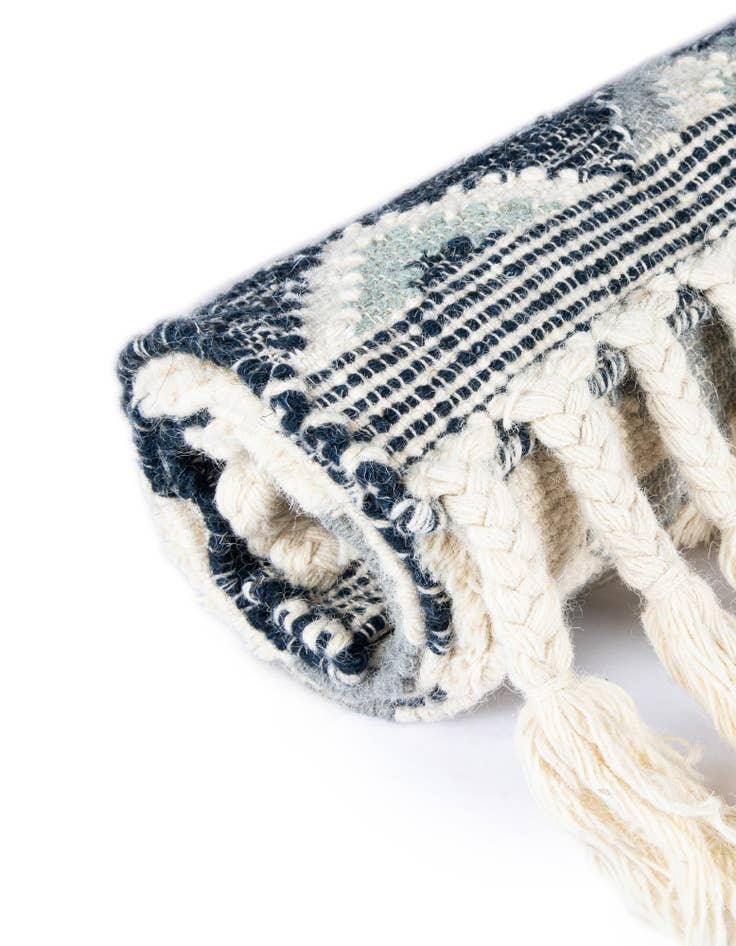 Detail image of 2' 2 x 8' 2  Hand Woven Arizona Wool Runner Rug