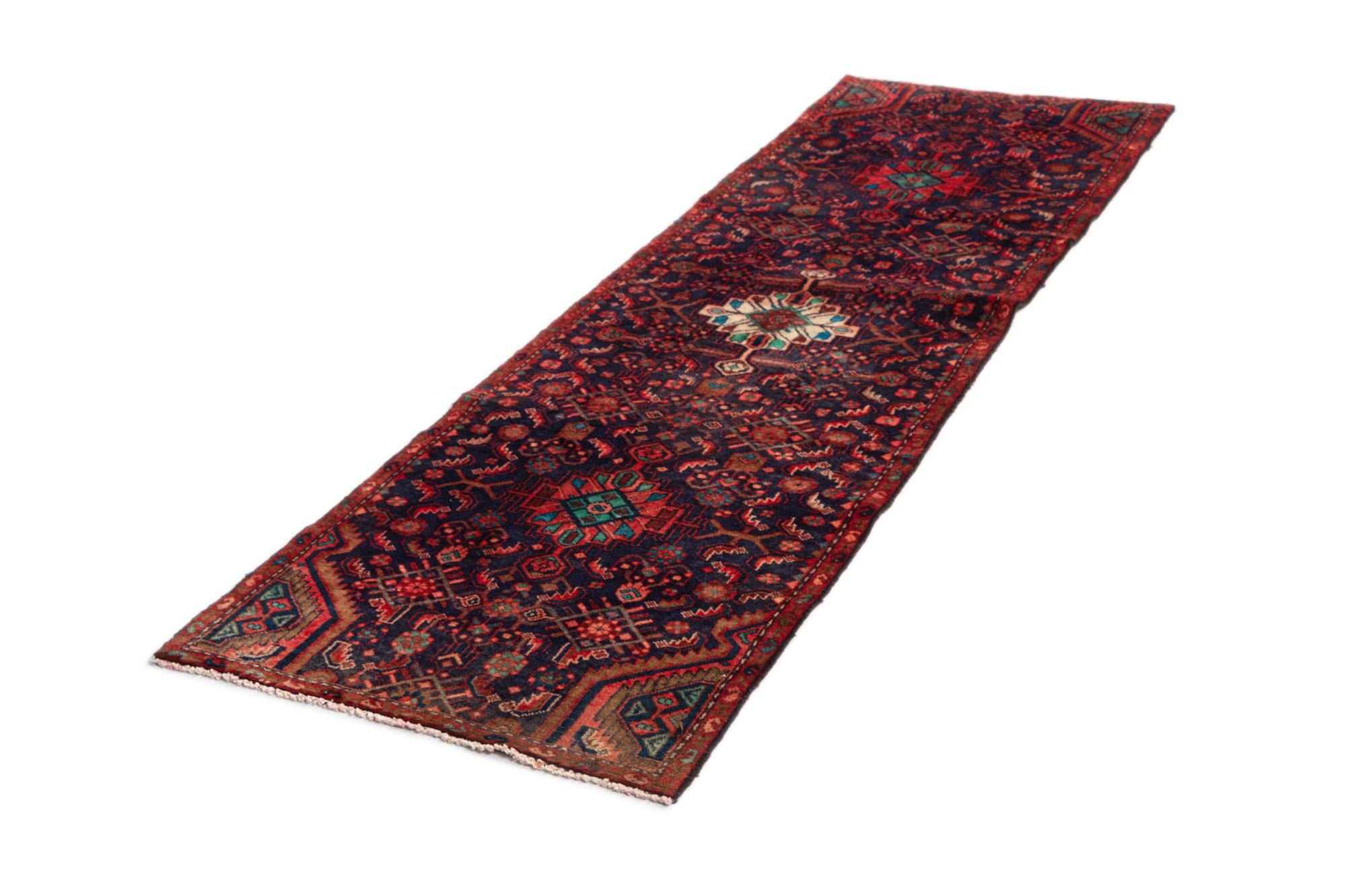 2' 8 x 9' 1 Hamedan Wool Runner Rug