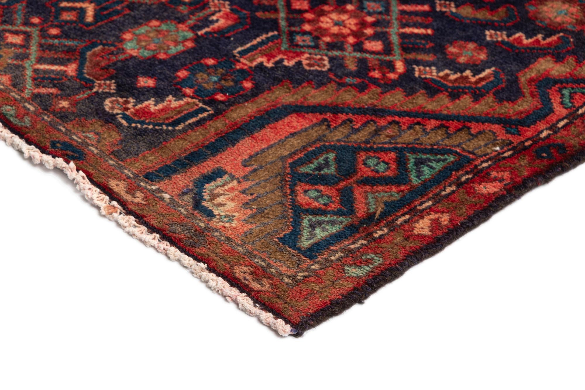 2' 8 x 9' 1 Hamedan Wool Runner Rug