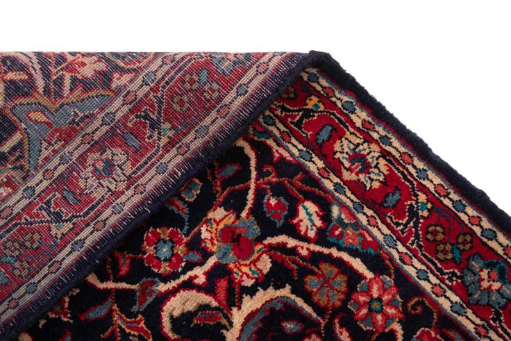 Detail image of 3' 9 x 10' 6 Sarouk Wool Runner Rug