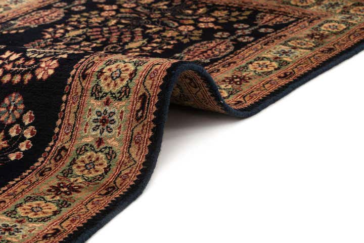 2' 5 x 4' 7 Sarouk Runner Rug