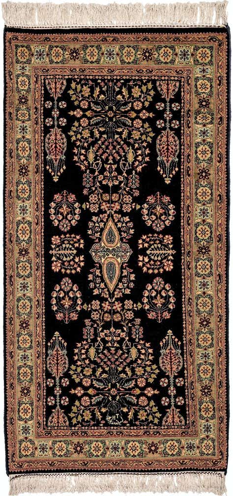2' 5 x 4' 7 Sarouk Runner Rug