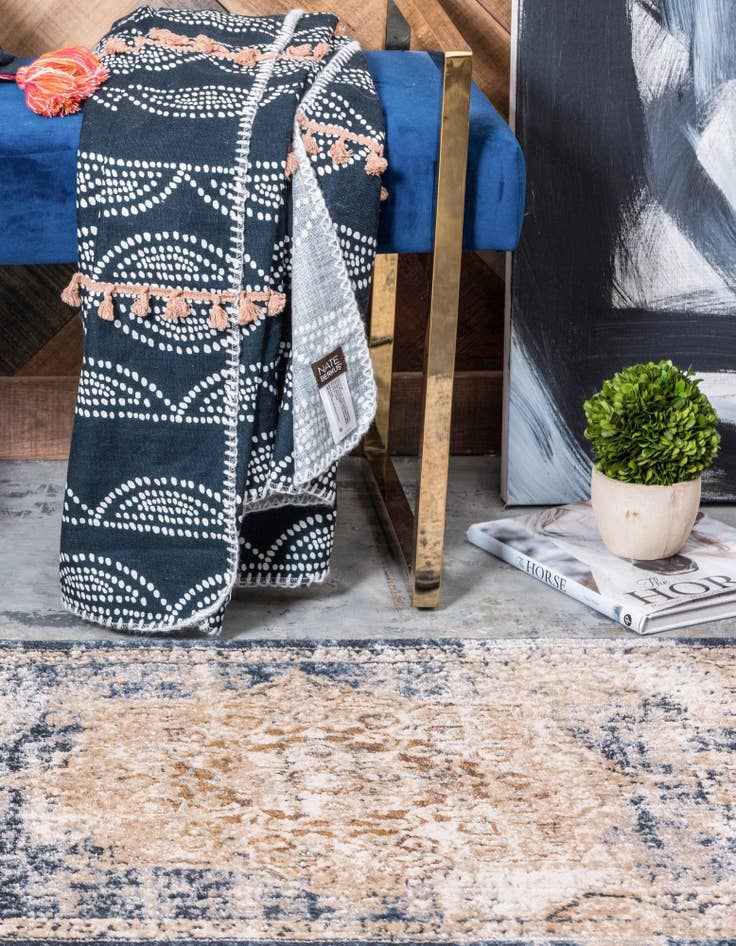 Detail image of 2' 7 x 10' Villa Runner Rug