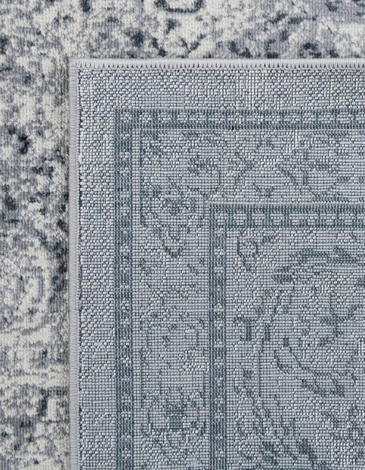 Detail image of 2' x 6' 9 Villa Runner Rug