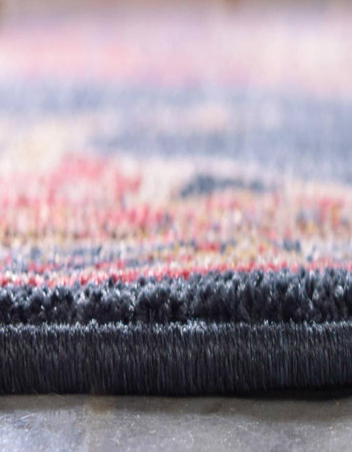 Detail image of 7' x 7' Arcadia Square Rug