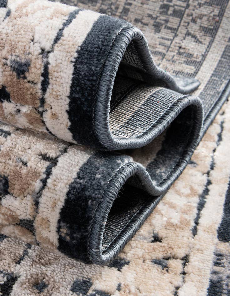 Detail image of 7' x 7' Eliza Square Rug