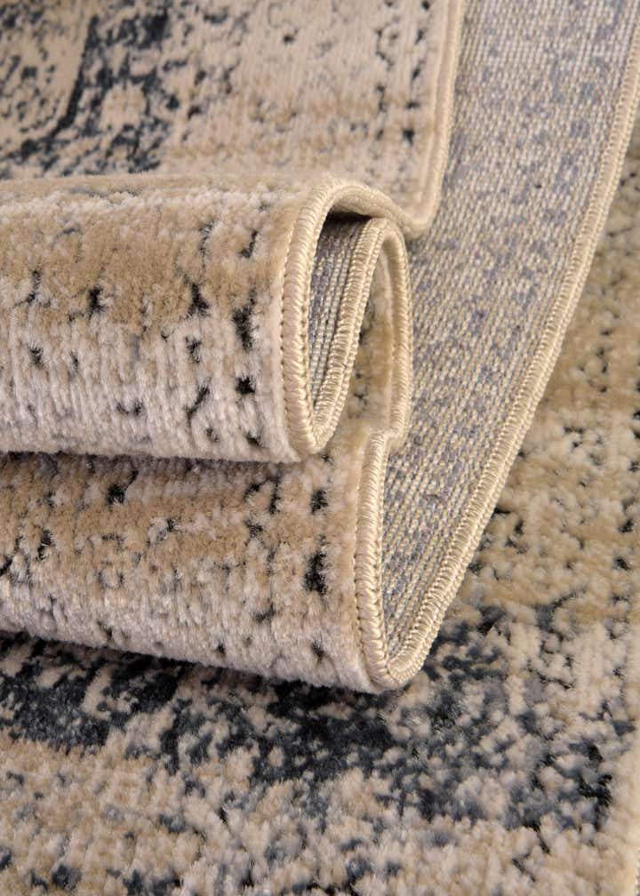7' 10 x 7' 10 Eliza Square Rug