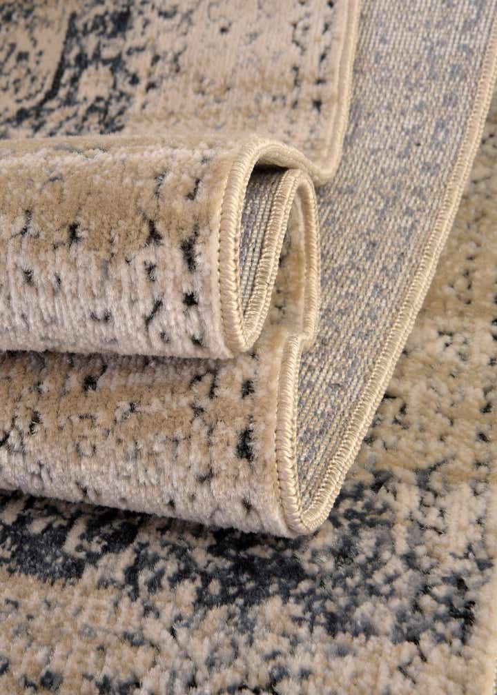 7' 10 x 7' 10 Eliza Square Rug