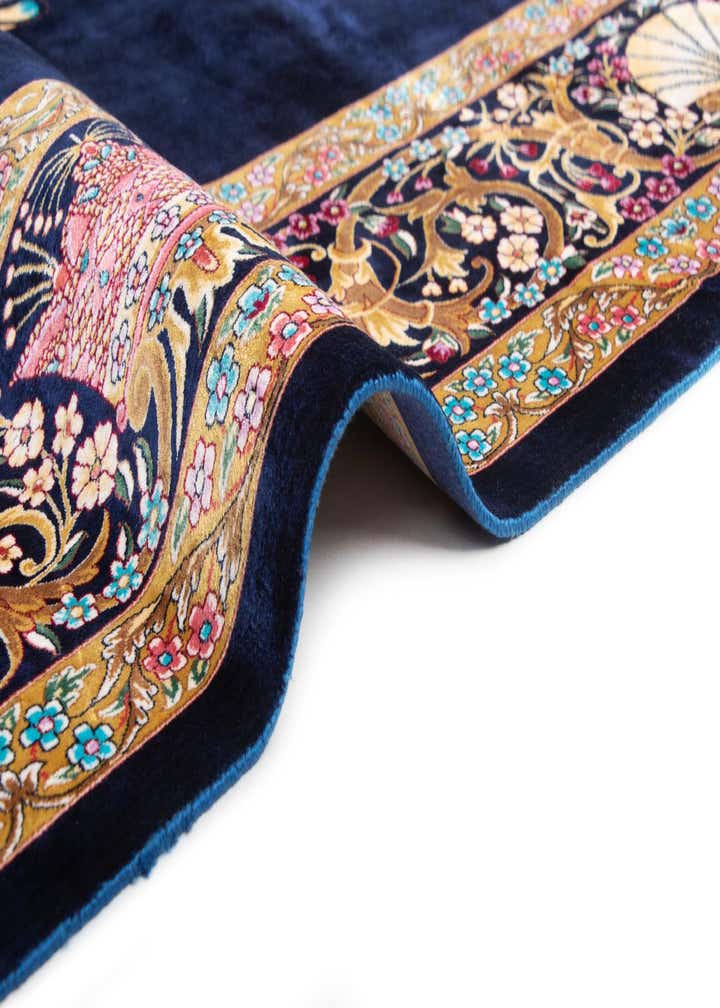 4' 11 x 4' 11 Ghom Design Square Rug