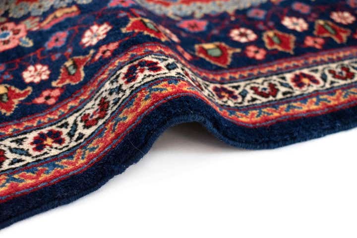 2' x 2' 2 Kashan Square Rug