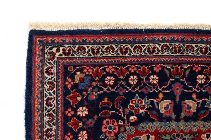 2' x 2' 2 Kashan Square Rug